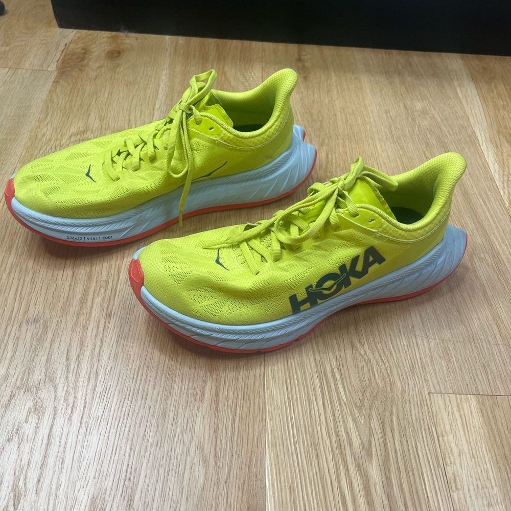 NEW Women’s HOKAS
